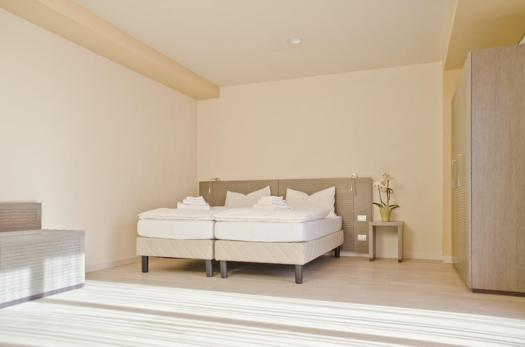 Hotel Kube โฟลกาเรีย ห้อง รูปภาพ