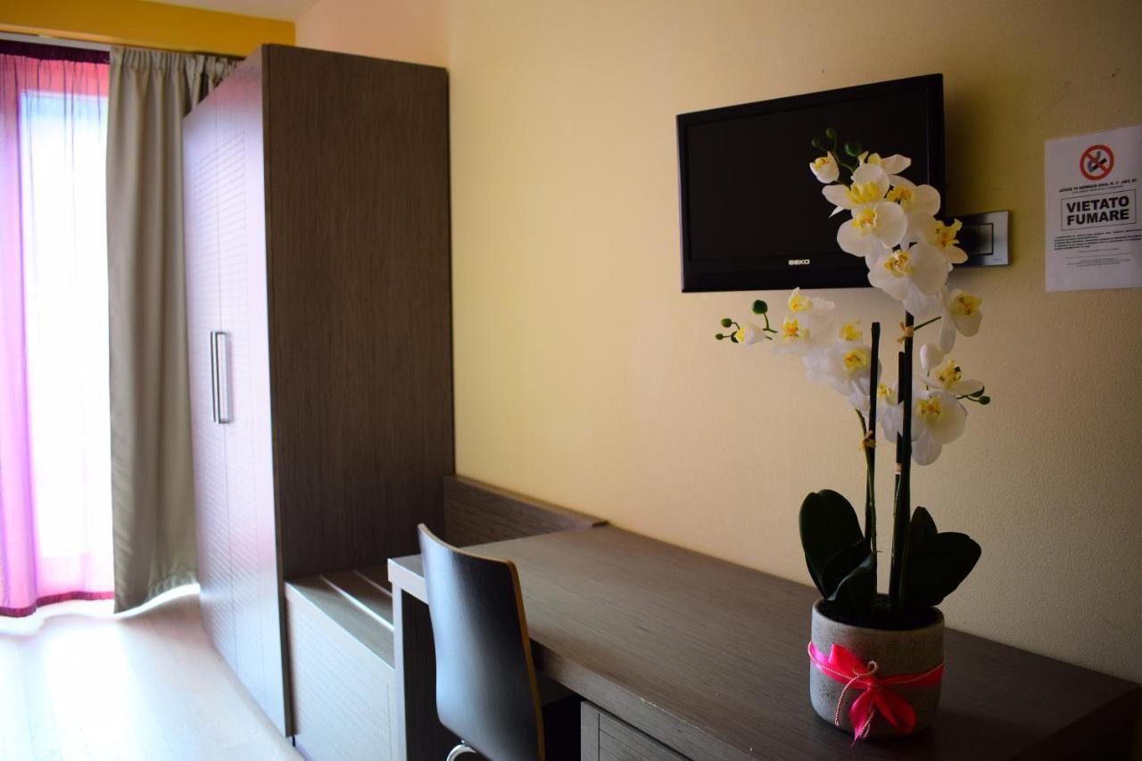 Hotel Kube โฟลกาเรีย ภายนอก รูปภาพ